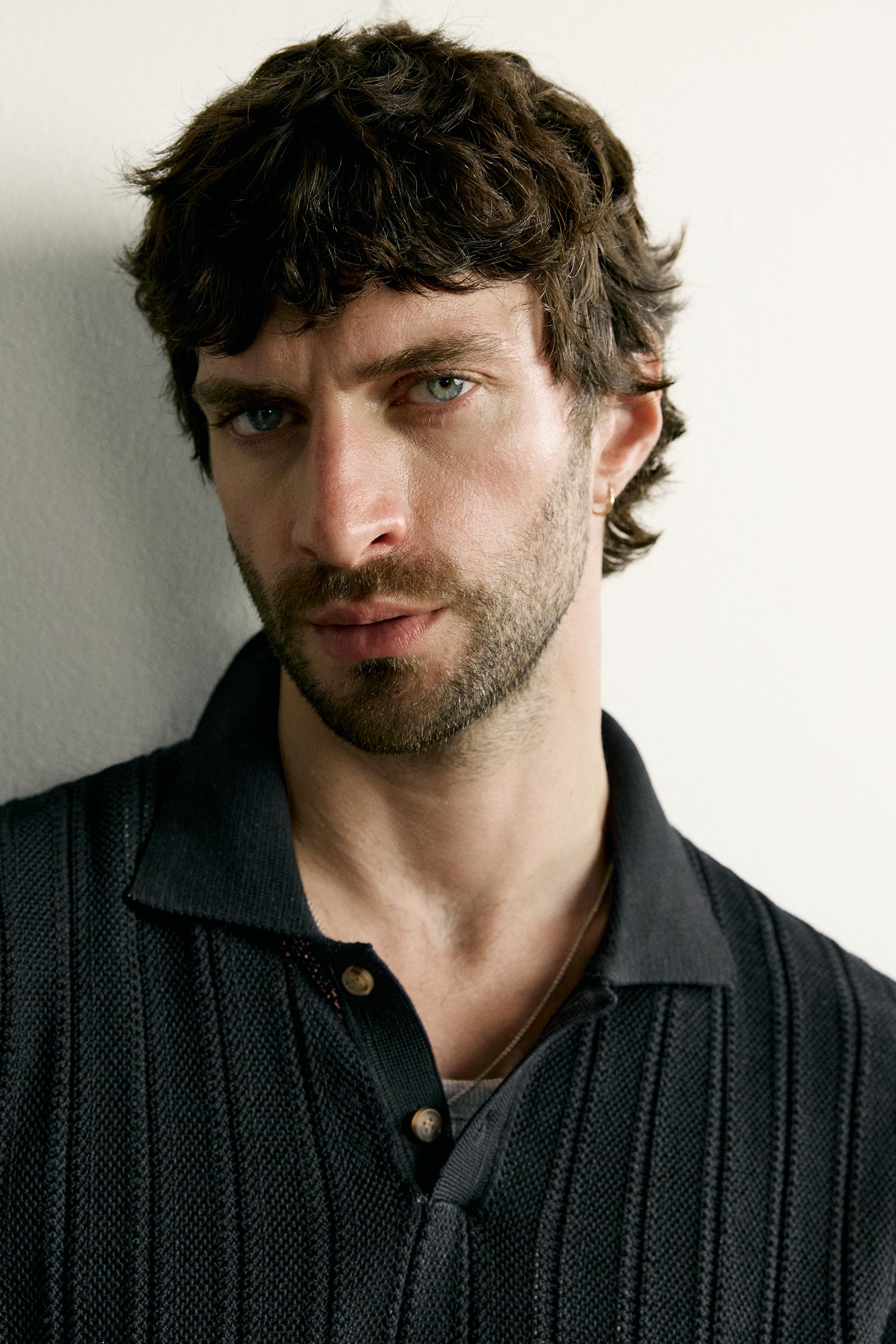 OPEN-KNIT TEXTURED POLO